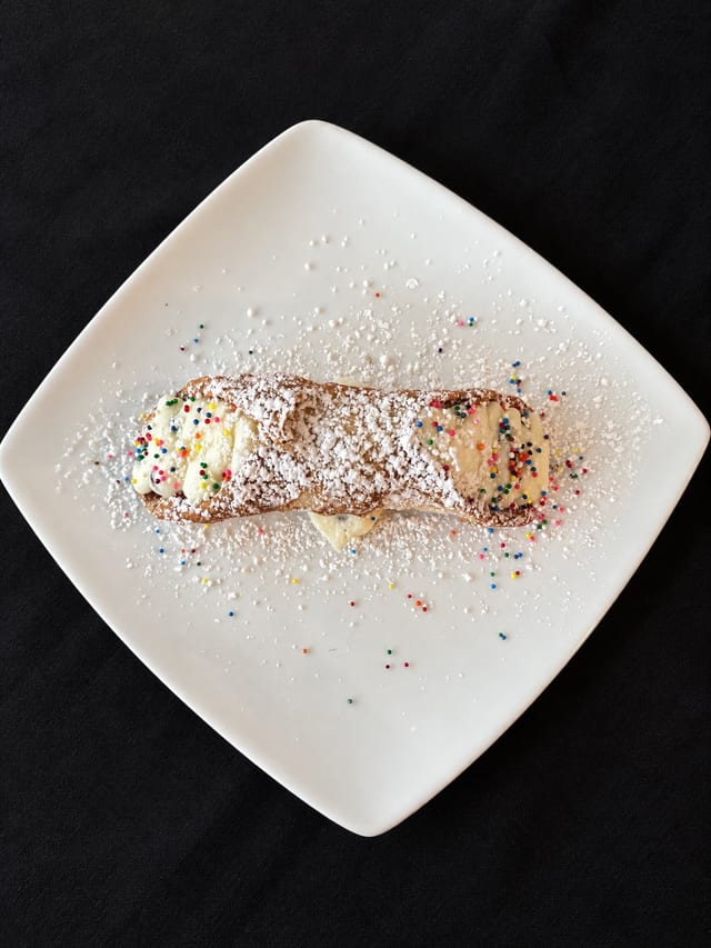 Fresh Made Cannoli.